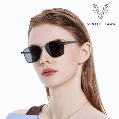 Black Aviator Sunglasses Womens | Trendy New Fashion | Versatile Polarized Glasses for Plain Makeup | Advanced UV Protection Sunglasses